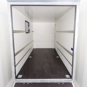Kofferanhänger BK Höhe:180 1,3t|Rampe|Tür|1 Fenster – Bild 7
