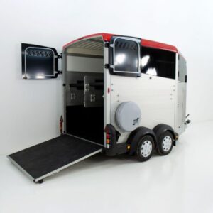 Ifor Williams Pferdeanhänger HBX 511|Sattelkammer|neues Modell|rot – Bild 4