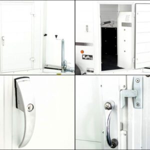 Pferdeanhänger Blomert ISI Blitz Alu|Sattelkammer|silber – Bild 11